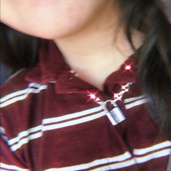 Meet your Posher, Anahi - Picture 1 of 1